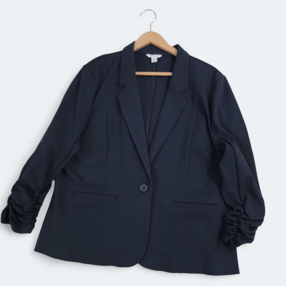 C Est 1946 Women's Black Blazer Size XL Gathered 3/4 Sleeves